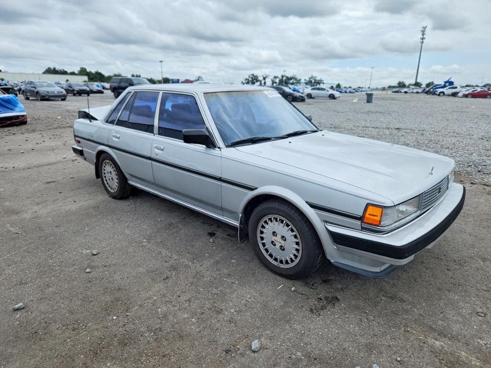 1986 TOYOTA CRESSIDA LUXURY 4