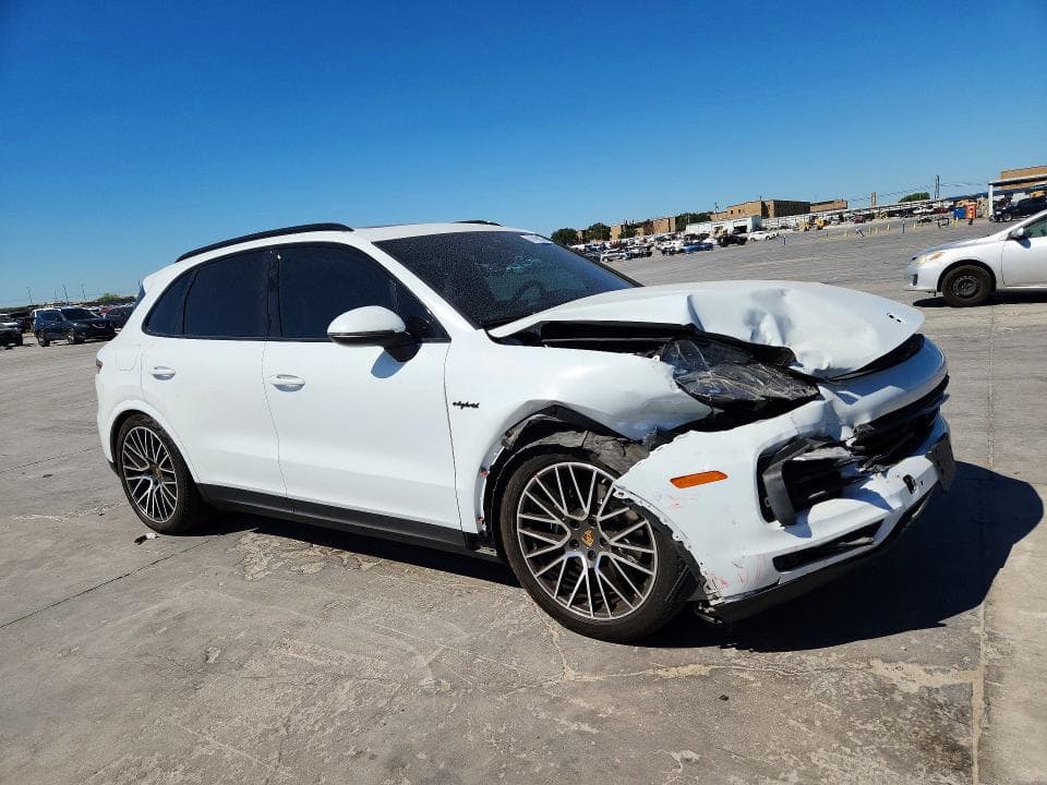 2021 PORSCHE CAYENNE E-HYBRID 4