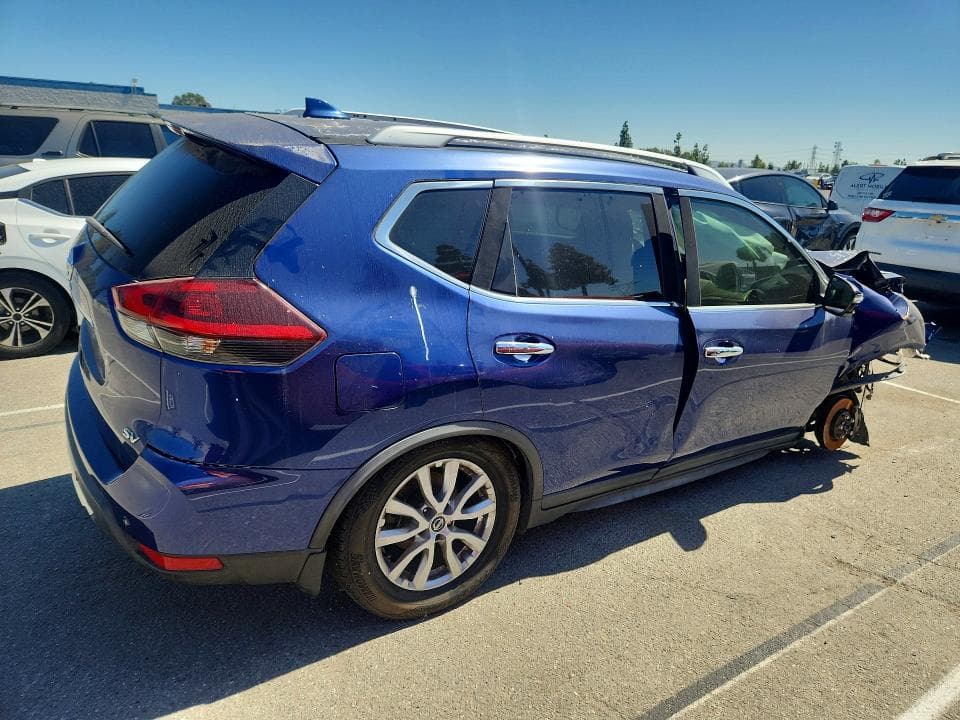 2019 NISSAN ROGUE SV 3