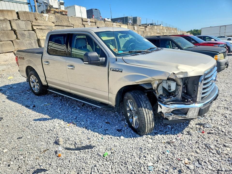 2017 FORD F150 SUPERCREW 4