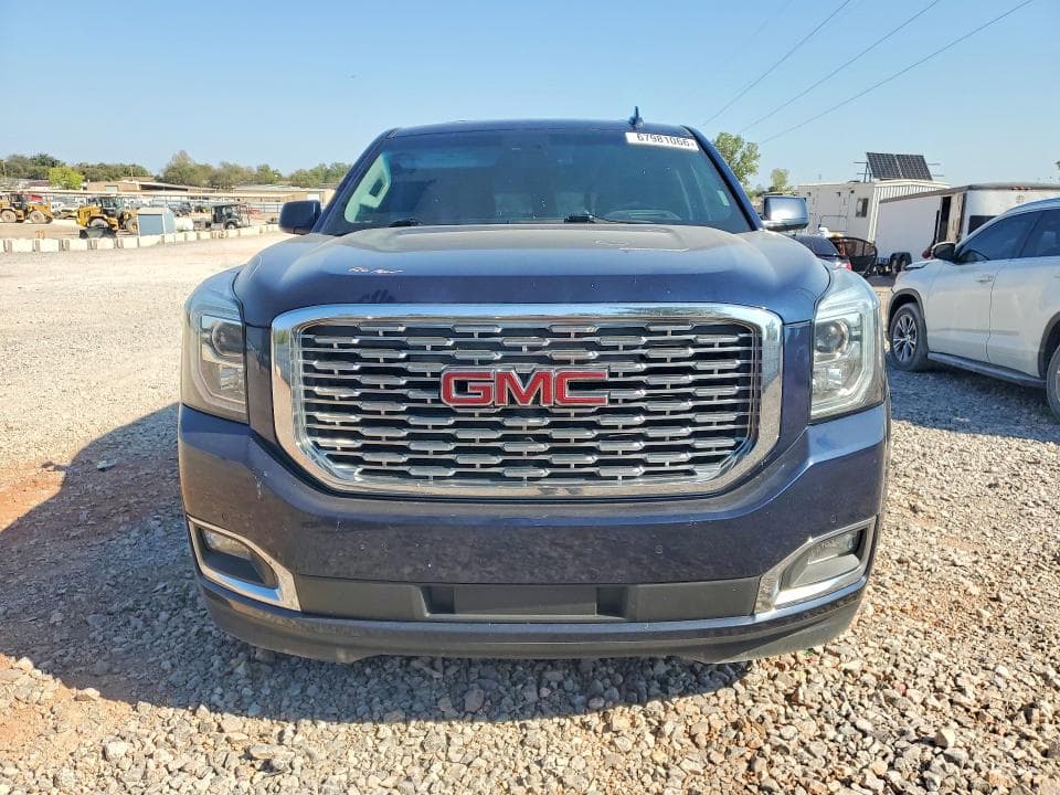 2018 GMC YUKON DENALI 5