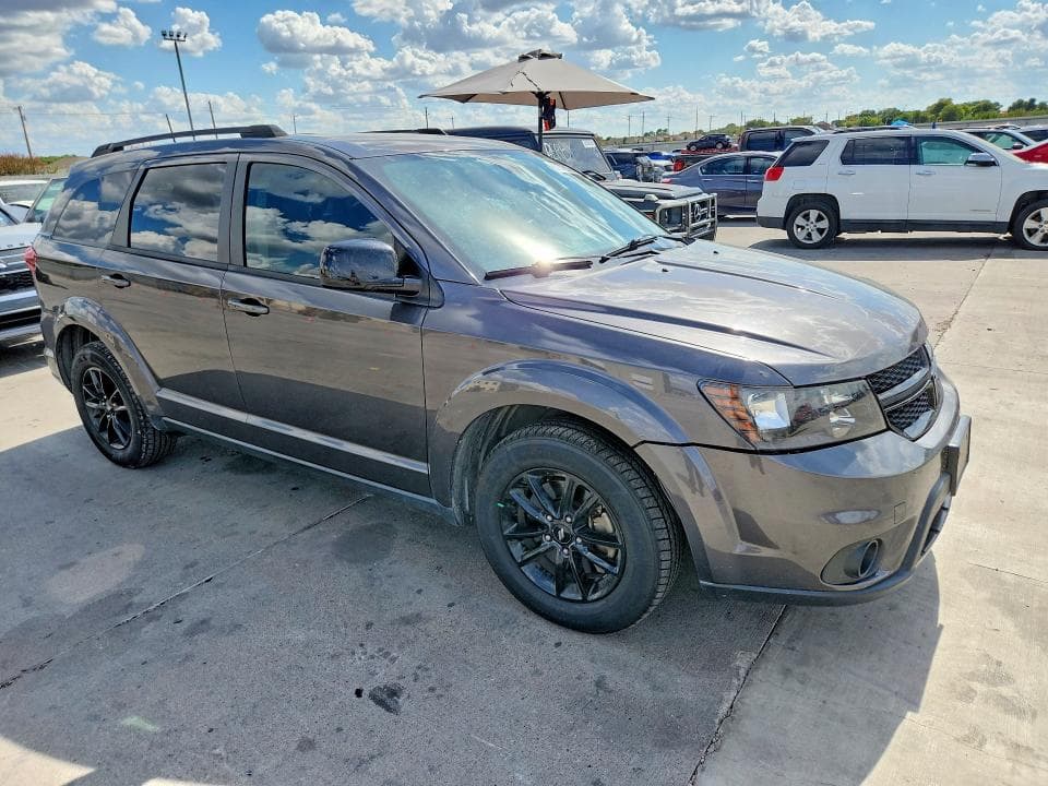 2019 DODGE JOURNEY SE 4