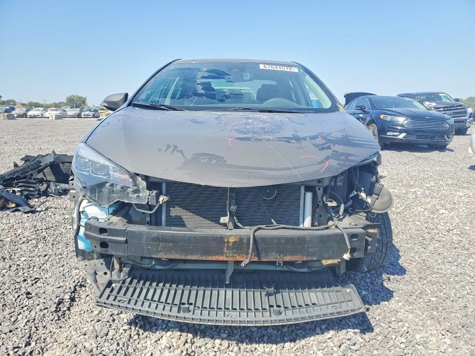 2017 TOYOTA COROLLA XSE 5