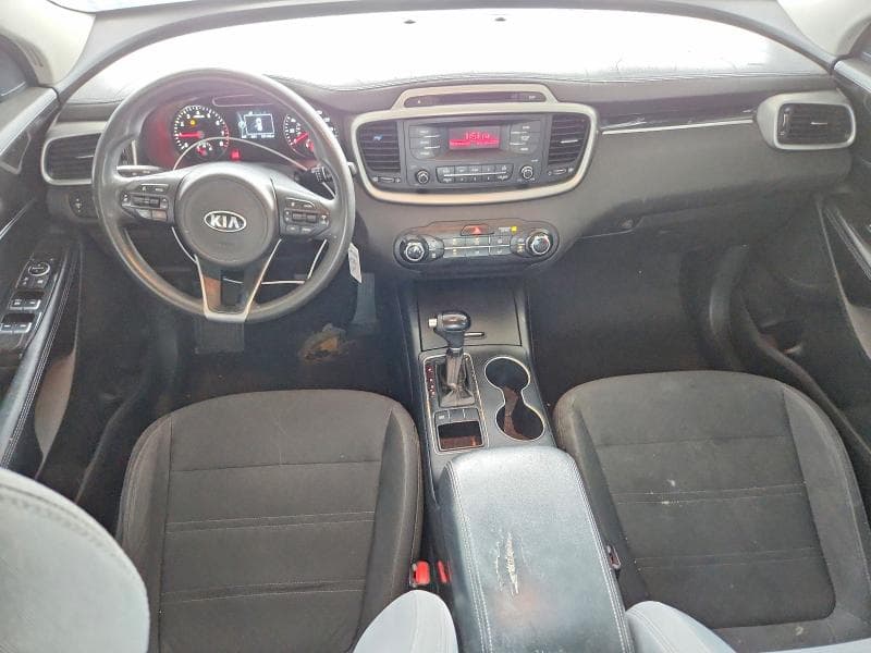 2017 KIA SORENTO L 8