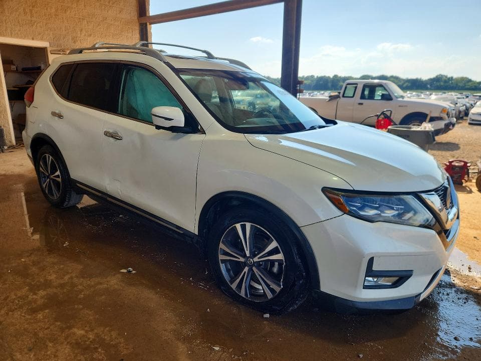 2018 NISSAN ROGUE S 4