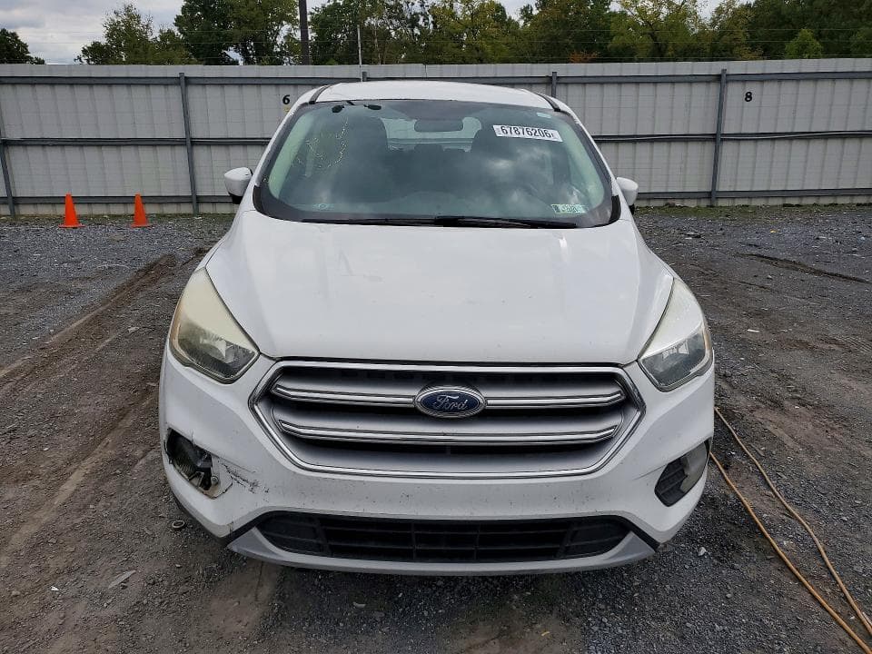 2017 FORD ESCAPE SE 5