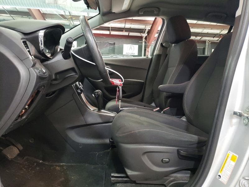 2020 CHEVROLET TRAX LS 7