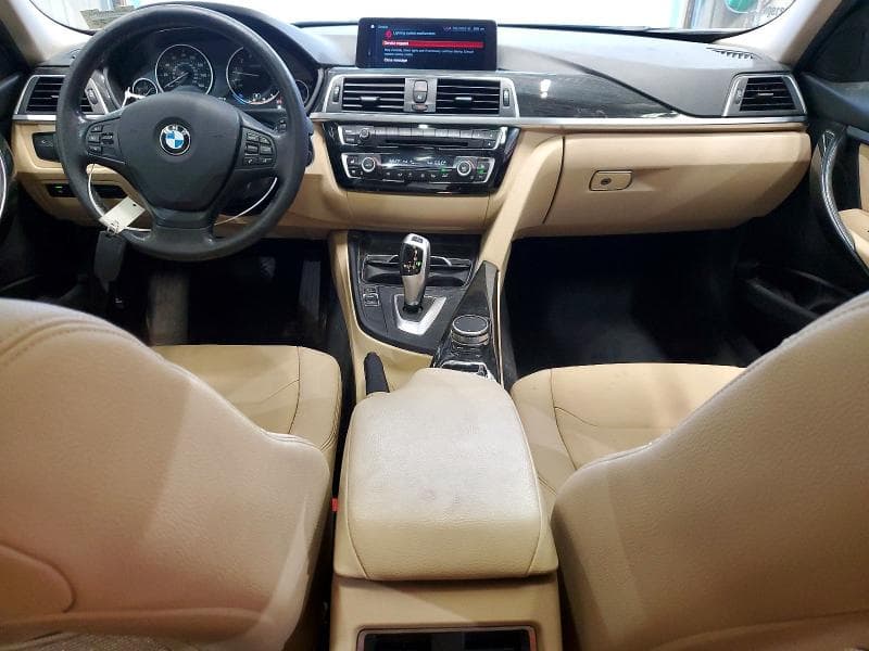 2018 BMW 320 XI 8