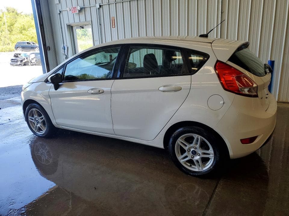 2018 FORD FIESTA SE 2