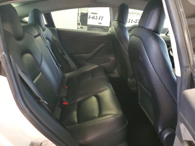 2018 TESLA MODEL 3 10