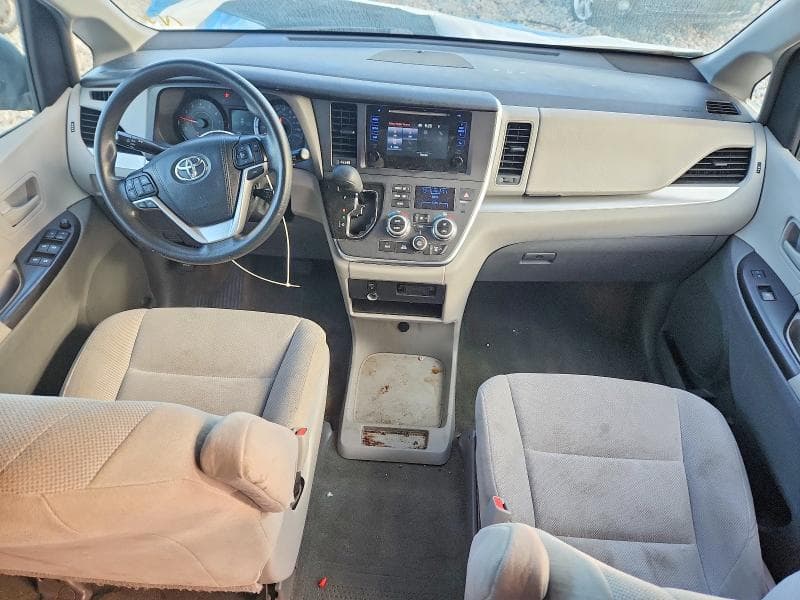 2017 TOYOTA SIENNA L 7-PASSENGER 8
