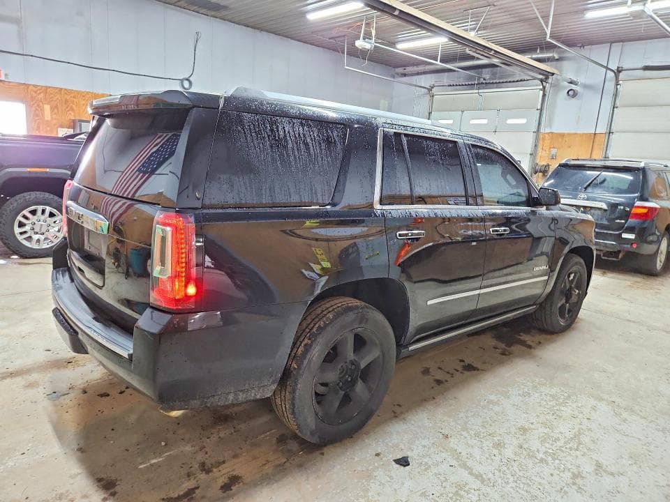 2017 GMC YUKON DENALI 3