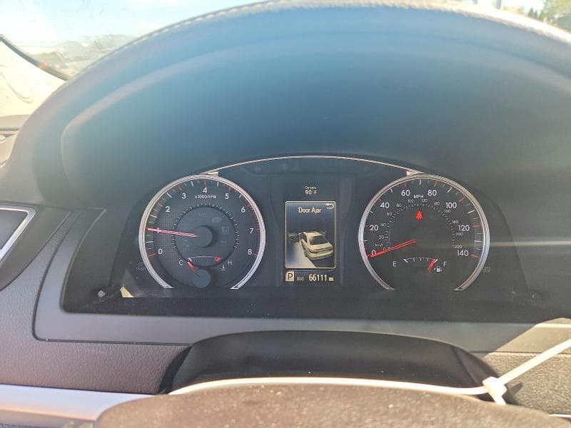 2017 TOYOTA CAMRY SE 9