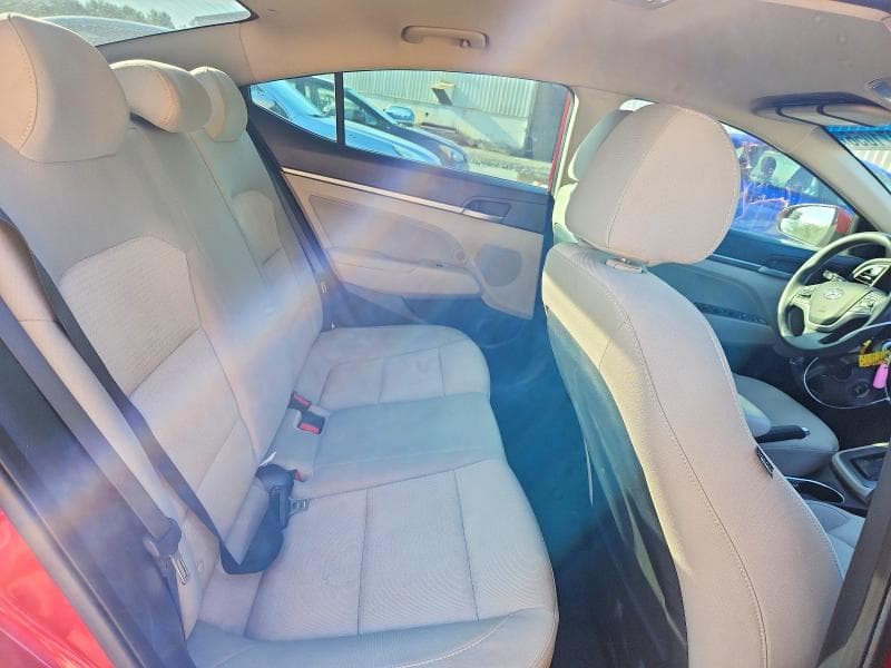 2017 HYUNDAI ELANTRA SE 10