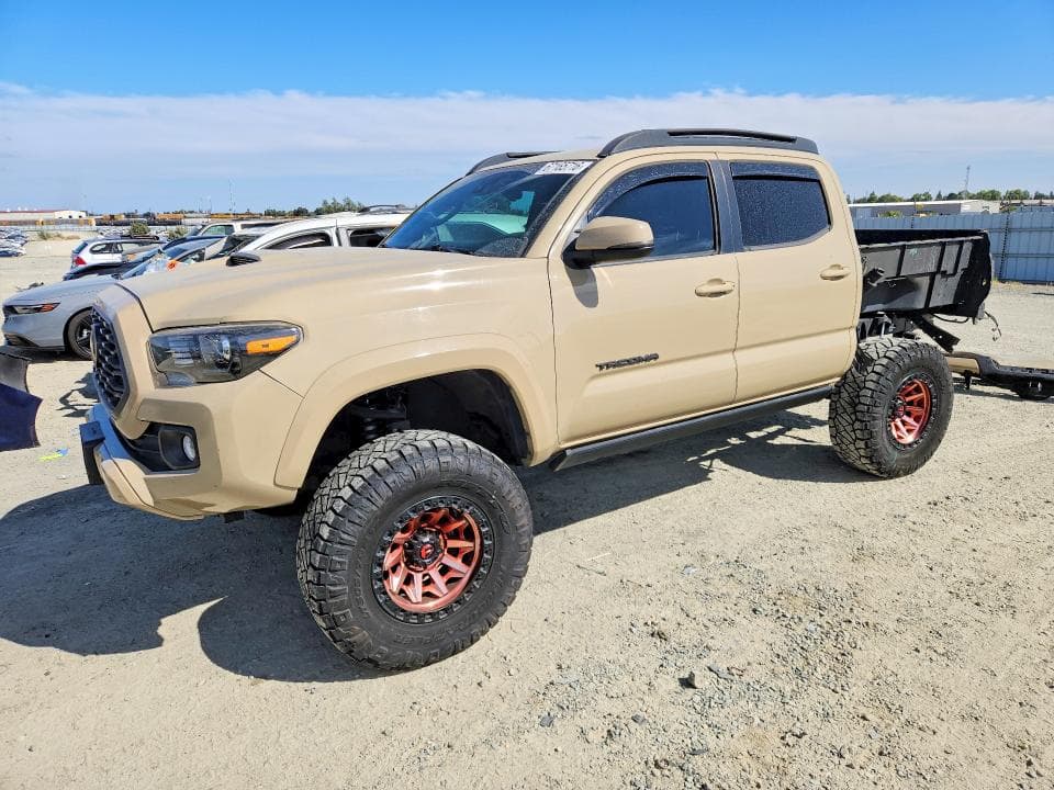 2020 TOYOTA TACOMA TRD SPORT - 1