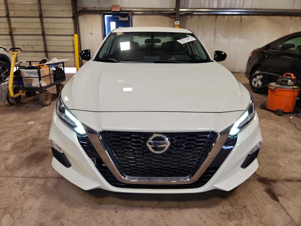 2019 NISSAN ALTIMA SR 5