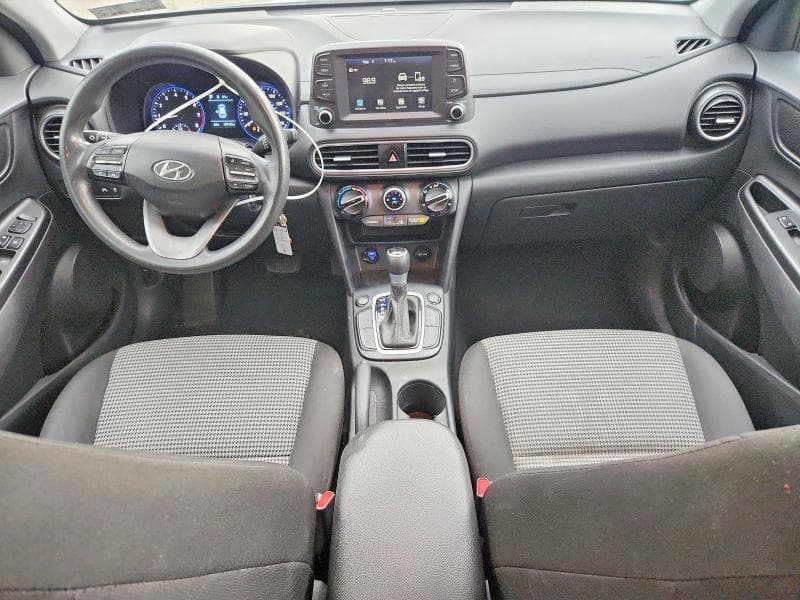 2021 HYUNDAI KONA SE 8