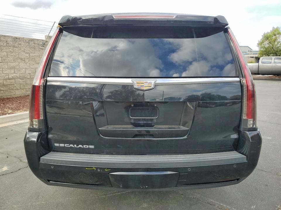 2017 CADILLAC ESCALADE ESV 6