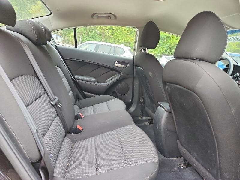 2018 KIA FORTE LX 10