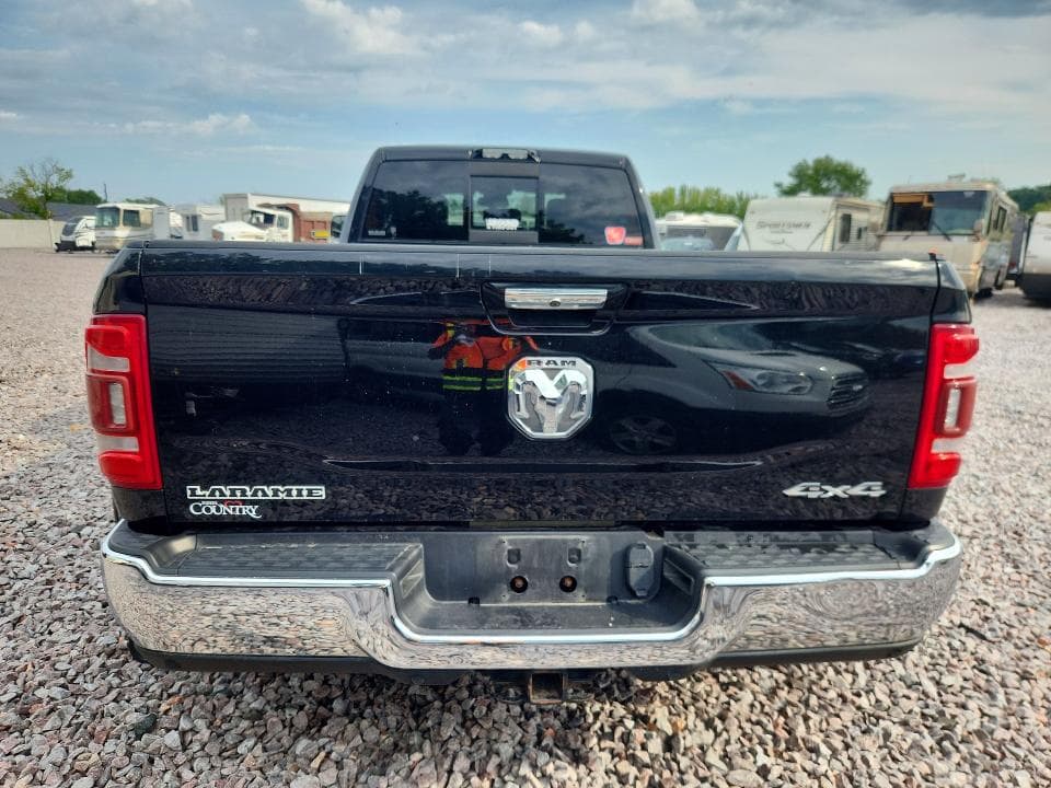 2020 RAM 3500 LARAMIE 6