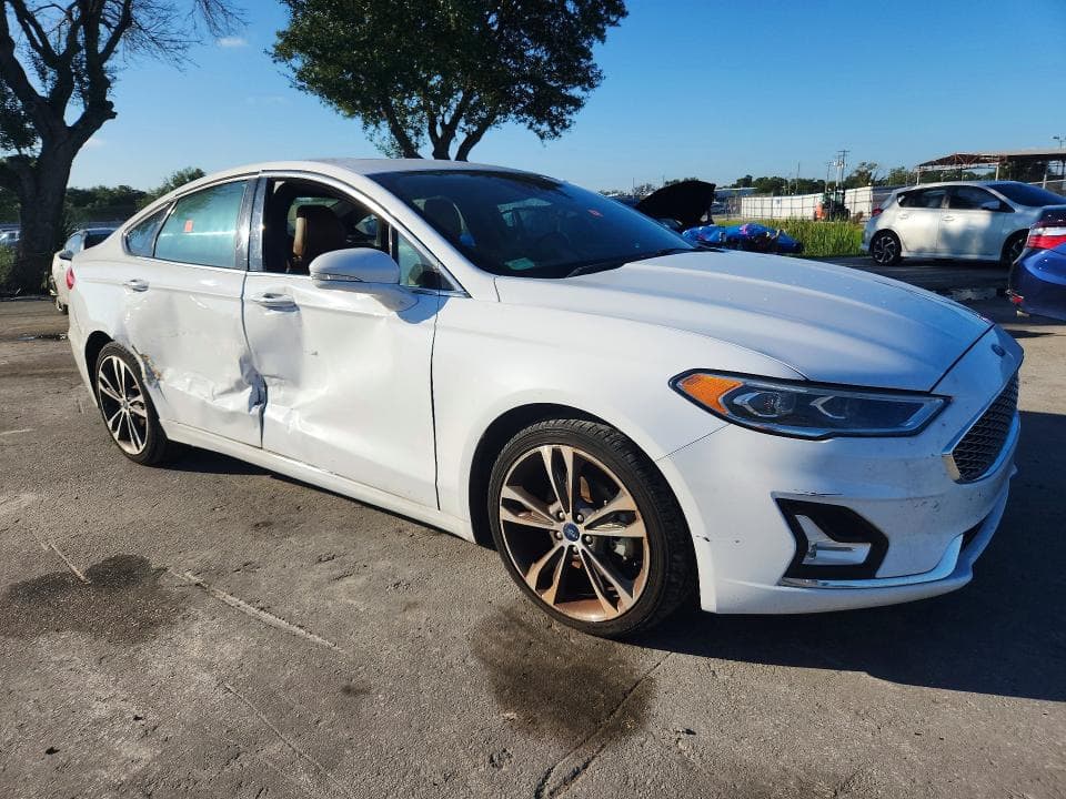 2019 FORD FUSION TITANIUM 4