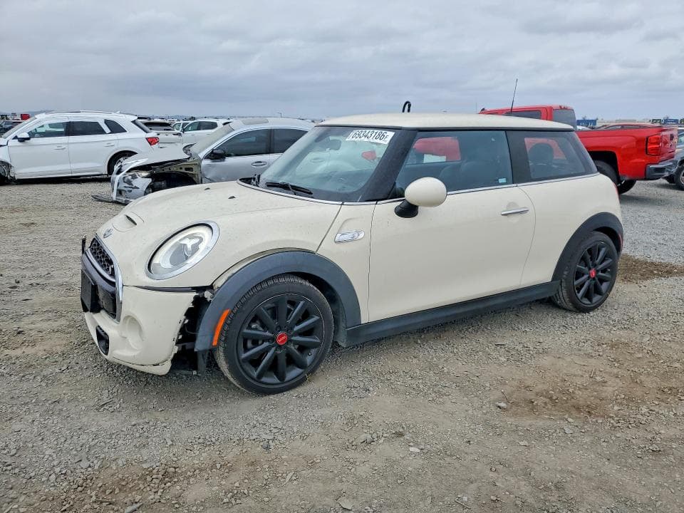 2017 MINI COOPER S