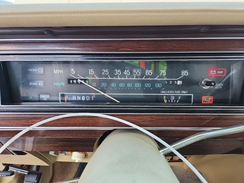 1985 FORD LTD CROWN VICTORIA 9