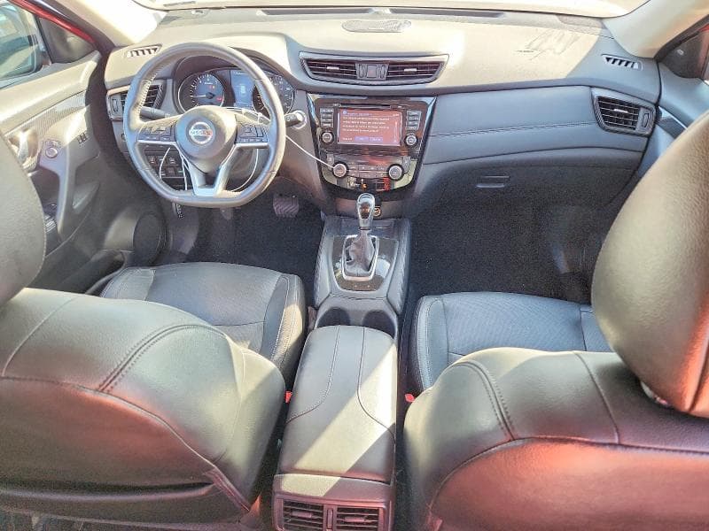2017 NISSAN ROGUE SL 8