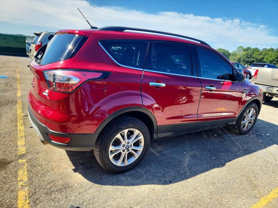 2017 FORD ESCAPE SE 3