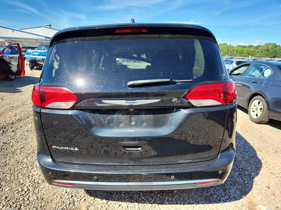 2018 CHRYSLER PACIFICA TOURING L 6