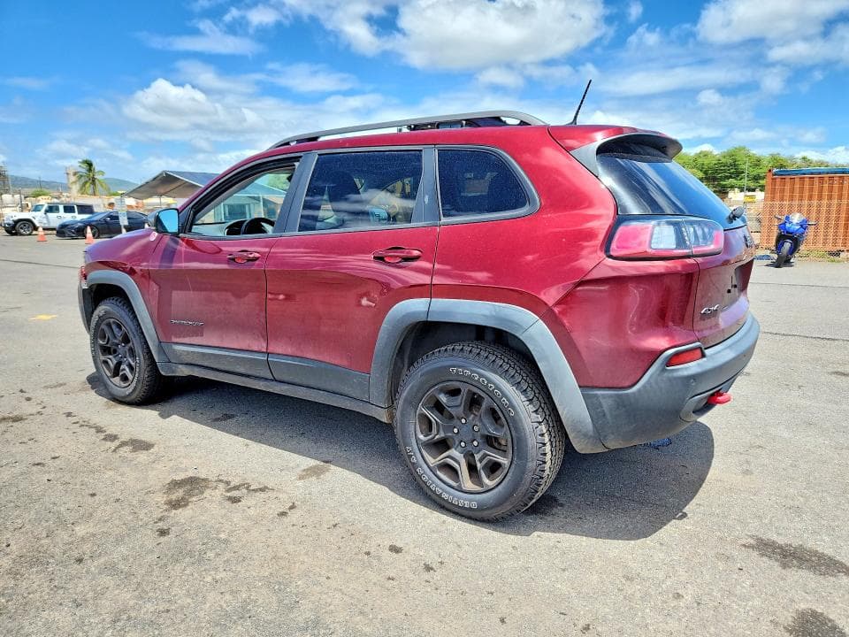 2019 JEEP CHEROKEE TRAILHAWK 2