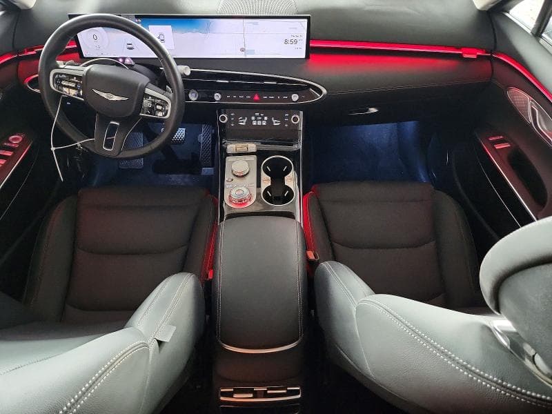2026 GENESIS GV70 2.5T STANDARD 8
