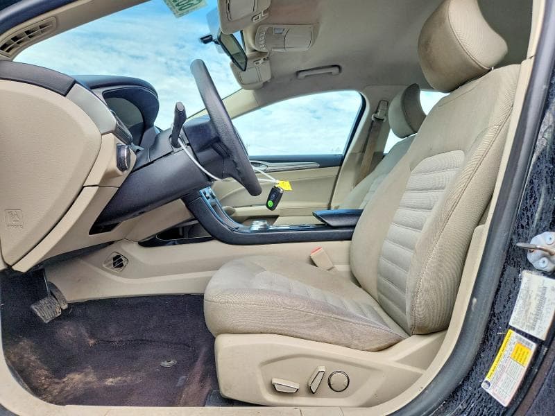 2017 FORD FUSION SE 7