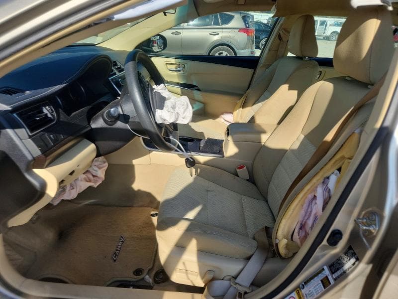 2017 TOYOTA CAMRY LE 7