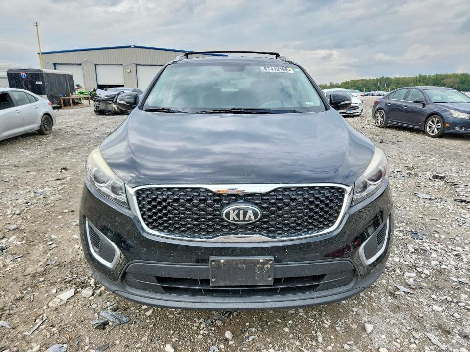 2017 KIA SORENTO LX V6 5