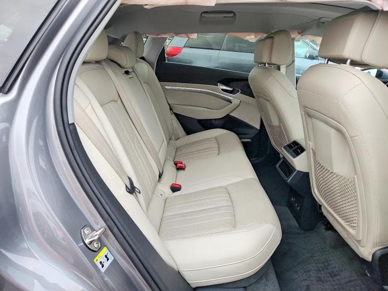 2019 AUDI E-TRON PREMIUM PLUS 11