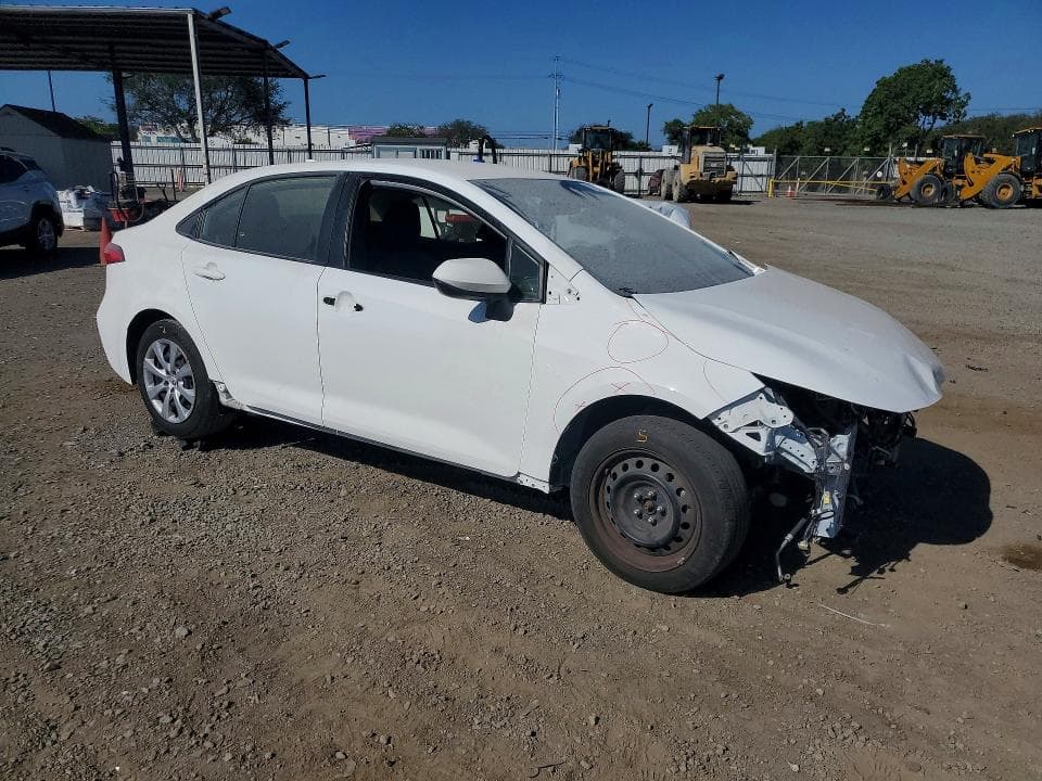2024 TOYOTA COROLLA LE 4