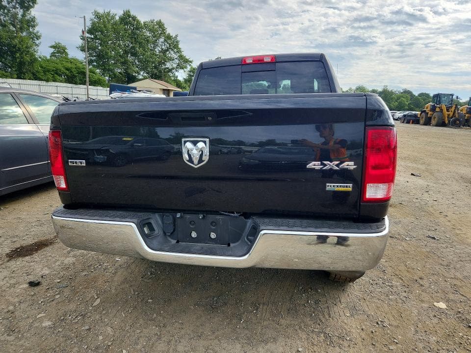 2017 RAM 1500 SLT 6