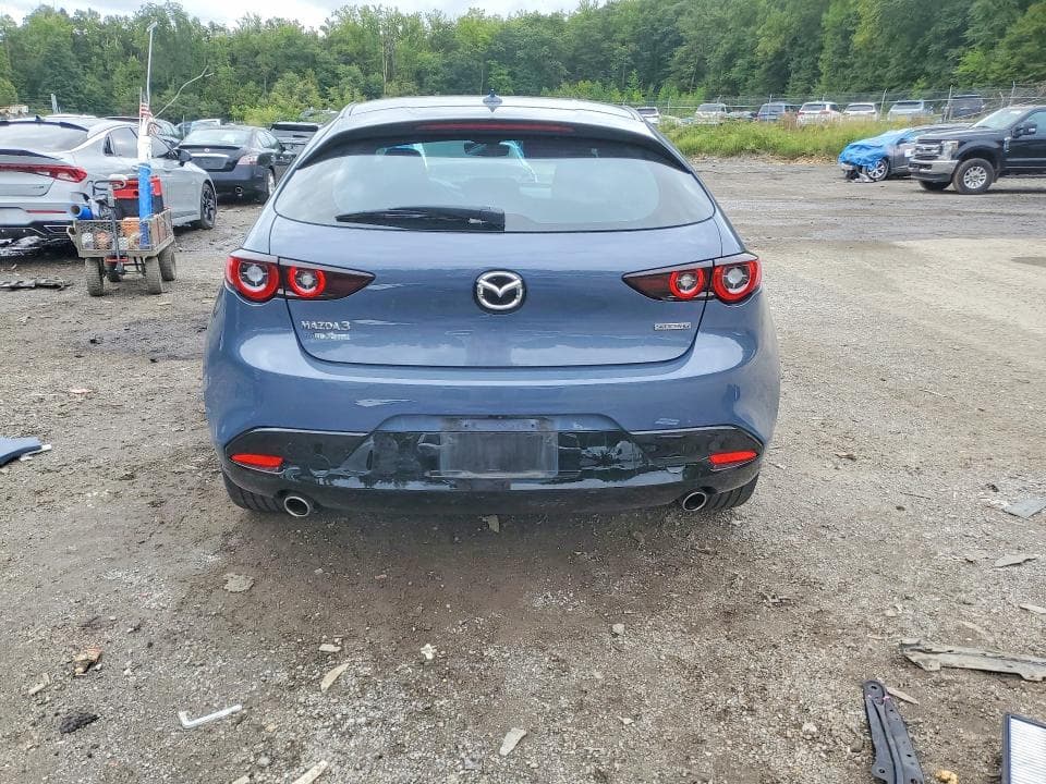 2023 MAZDA 3 PREMIUM 6