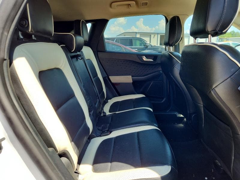 2020 FORD ESCAPE SE 11