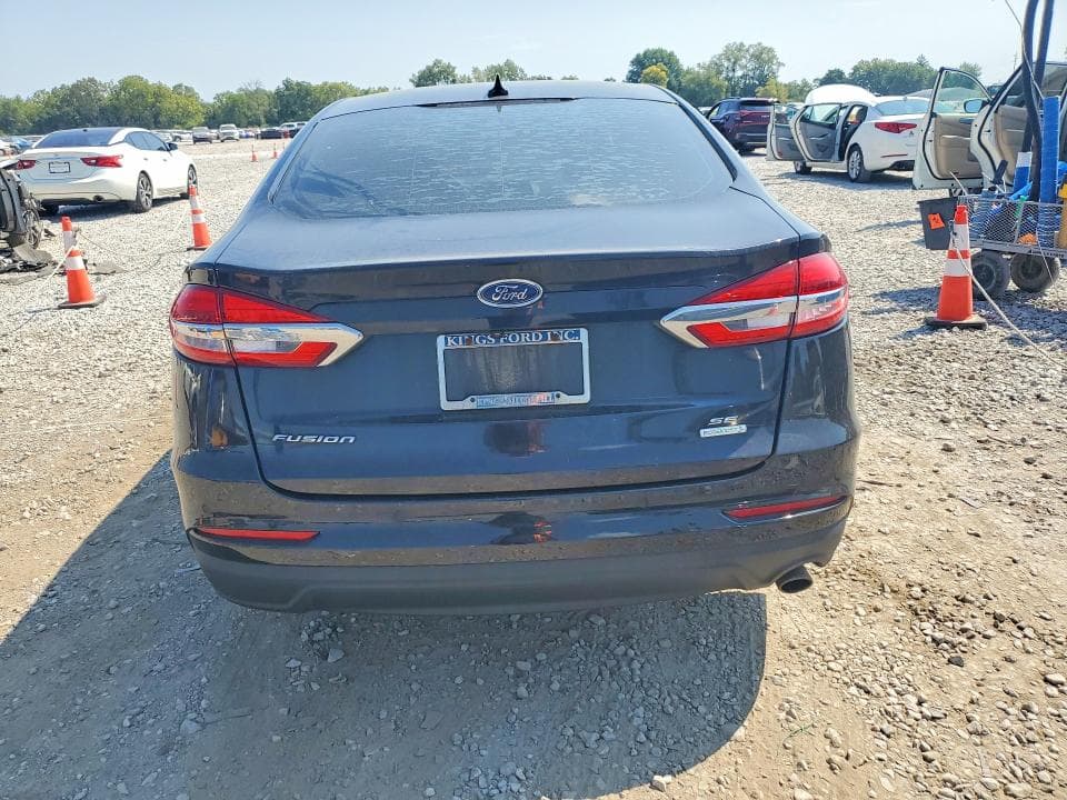 2019 FORD FUSION SE 6