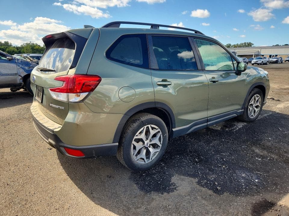 2019 SUBARU FORESTER PREMIUM 3