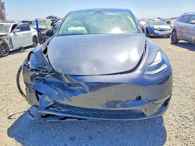 2024 TESLA MODEL Y 5