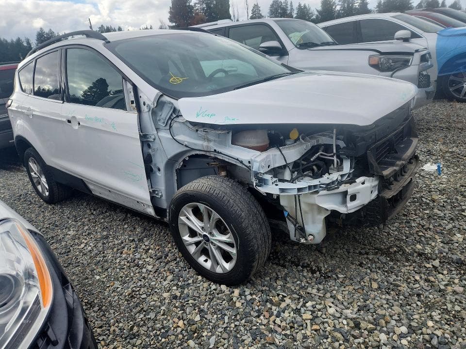 2018 FORD ESCAPE SE 4