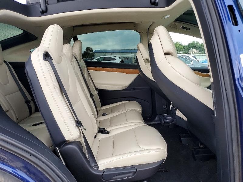 2019 TESLA MODEL X 11