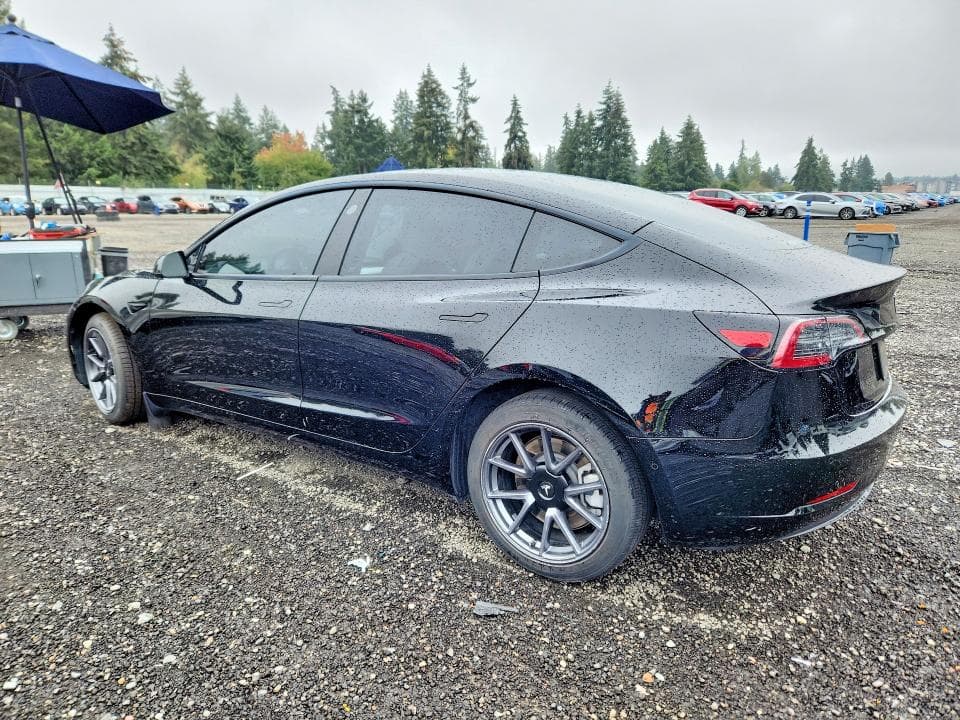 2022 TESLA MODEL 3 2