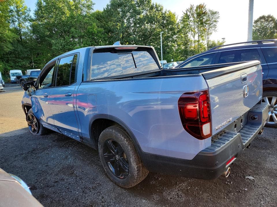 2023 HONDA RIDGELINE BLACK EDITION 2