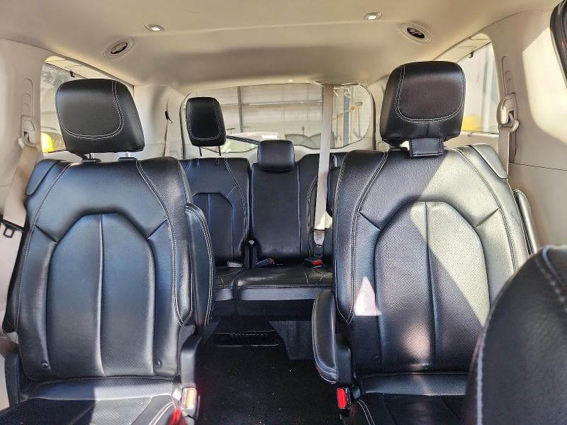 2022 CHRYSLER PACIFICA TOURING L 10