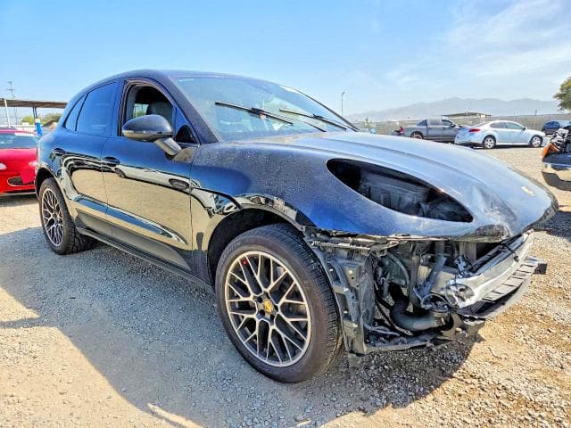 2017 PORSCHE MACAN 4
