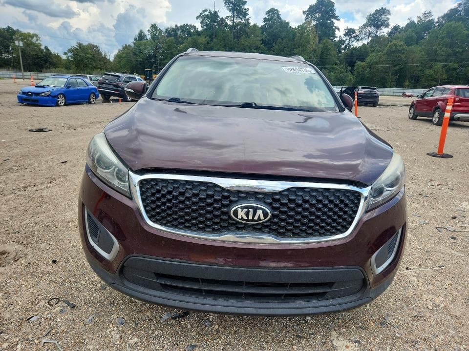 2017 KIA SORENTO LX V6 5